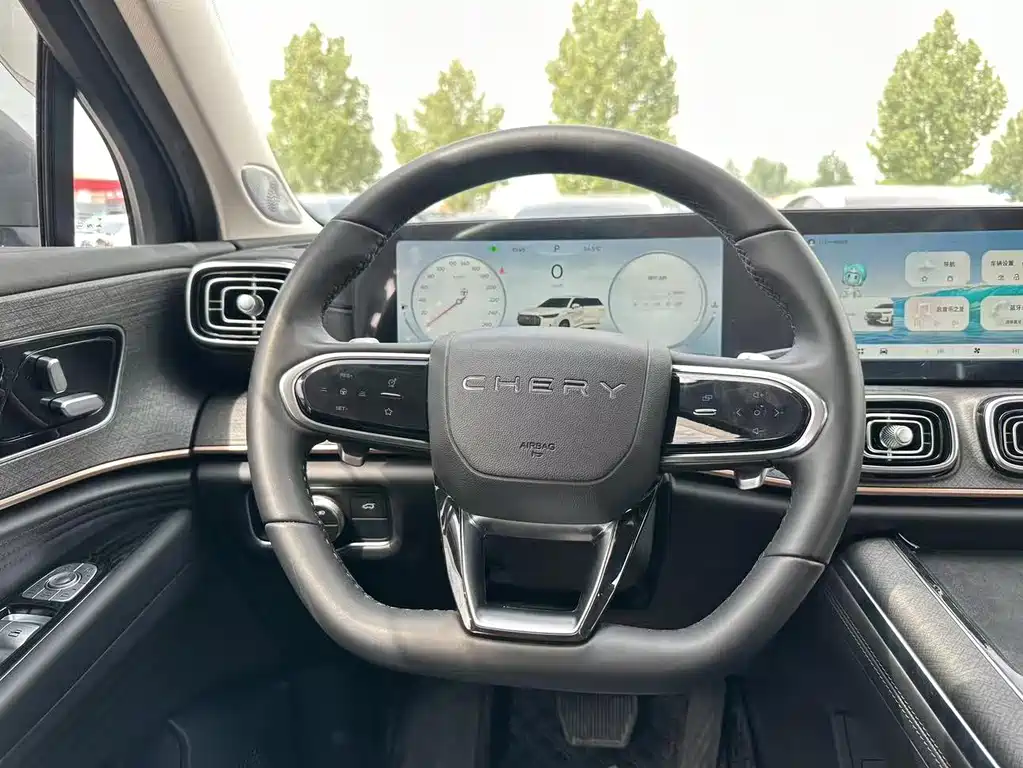 Tiggo 9 瑞虎9 2023款 改款 2.0 T 双离合两驱领先版 5座