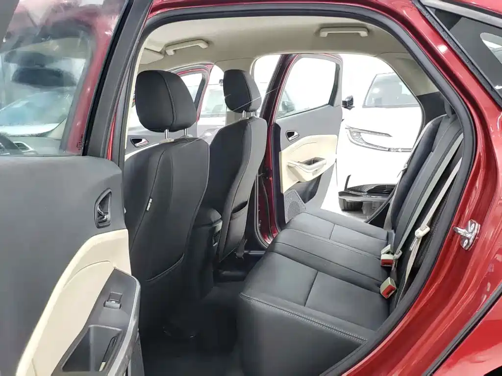 Escort 1.5 L Auto Comfort