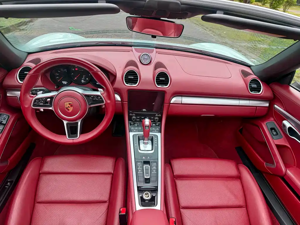 Porsche 718 Boxster 2.0 T