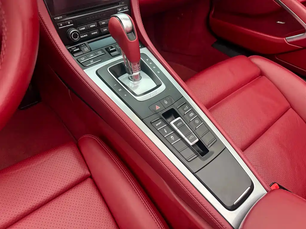 Porsche 718 Boxster 2.0 T