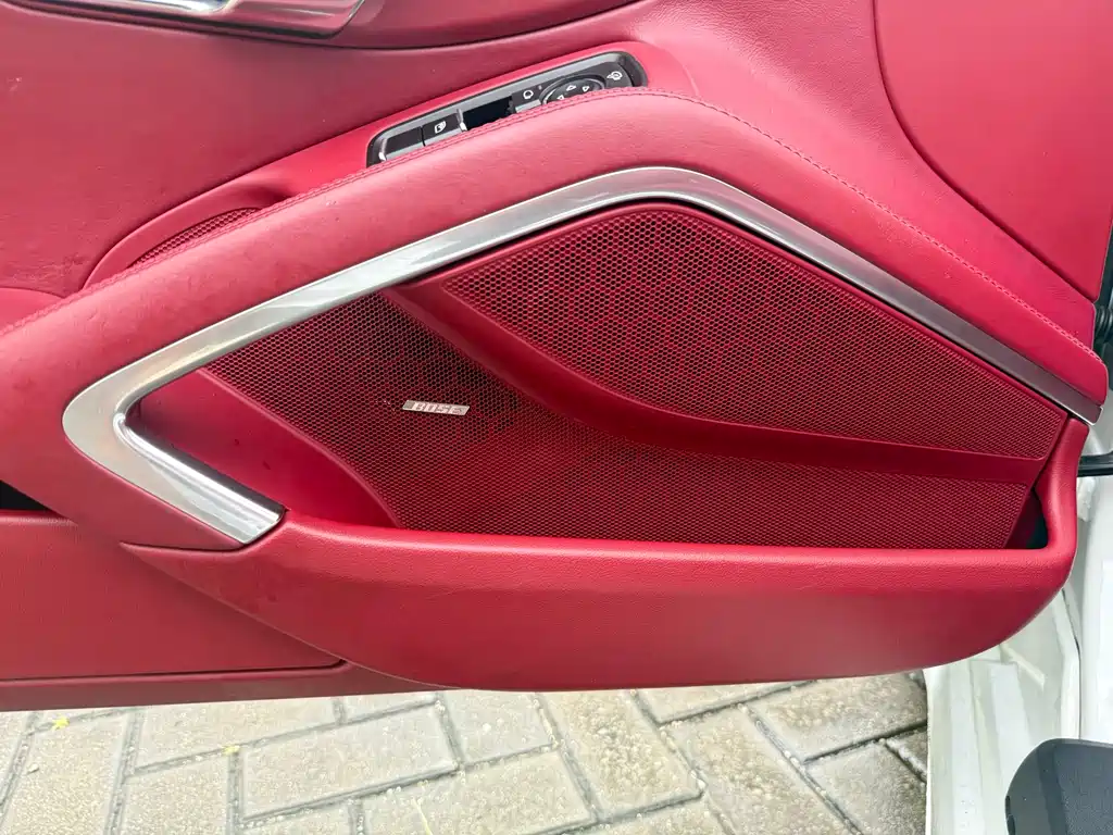 Porsche 718 Boxster 2.0 T
