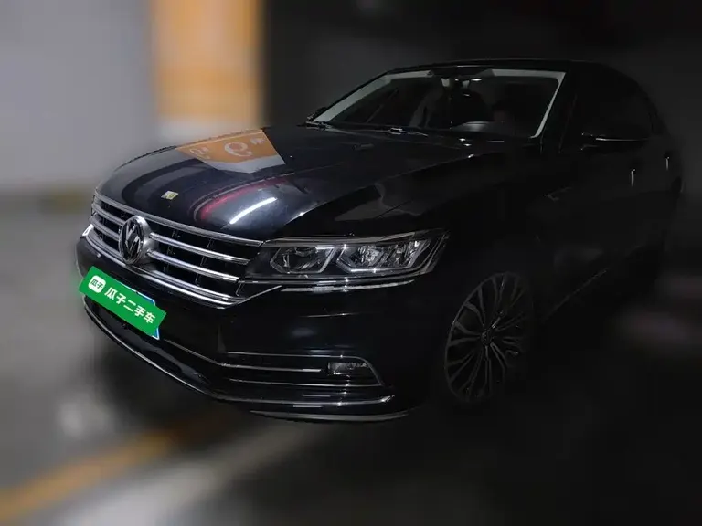 Volkswagen Phideon 380 TSI 2 WD Royal