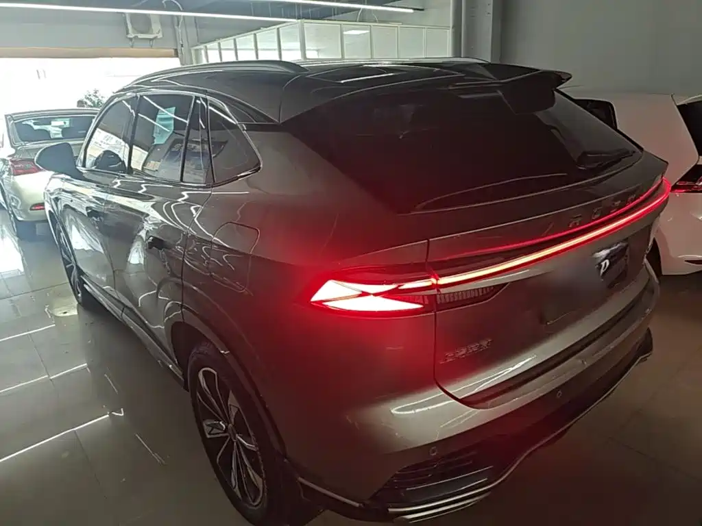 Roewe RX5 NEV eRX5 Super Hybrid Superior