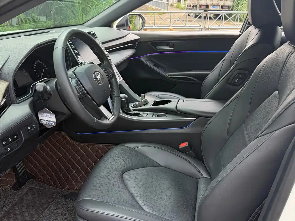 Avalon 2.0 L Luxury CN-VI