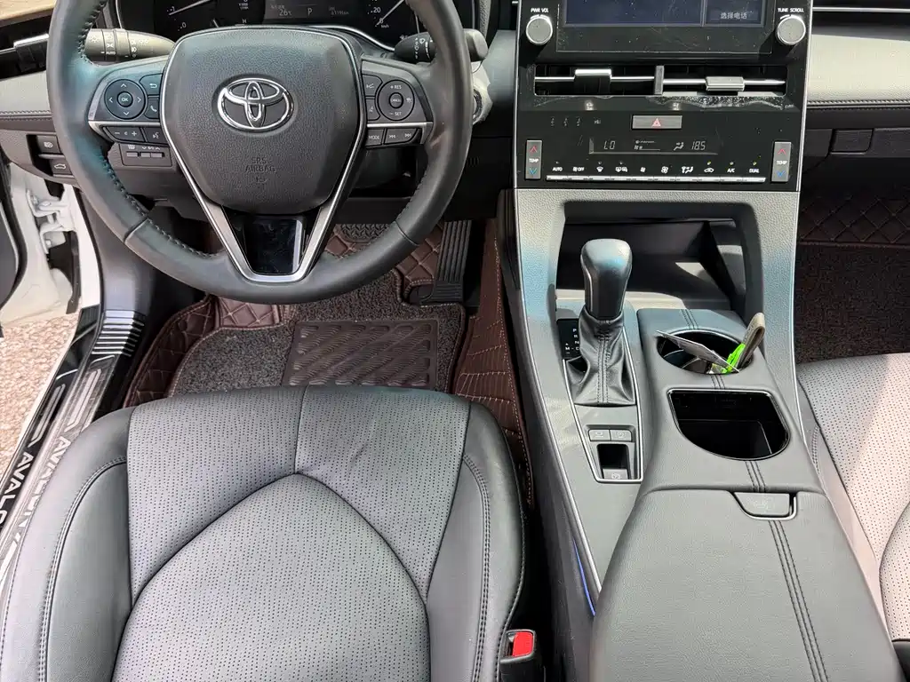Avalon 2.0 L Luxury CN-VI