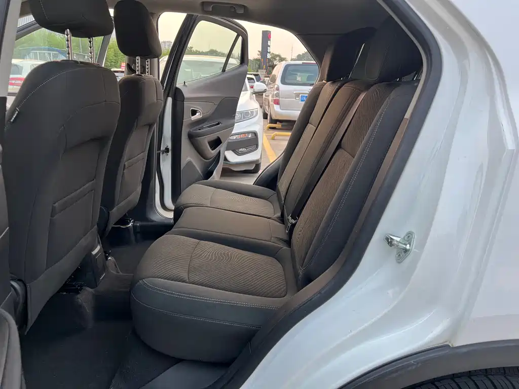 Encore 1.4 T Auto 2 WD Urban Elite