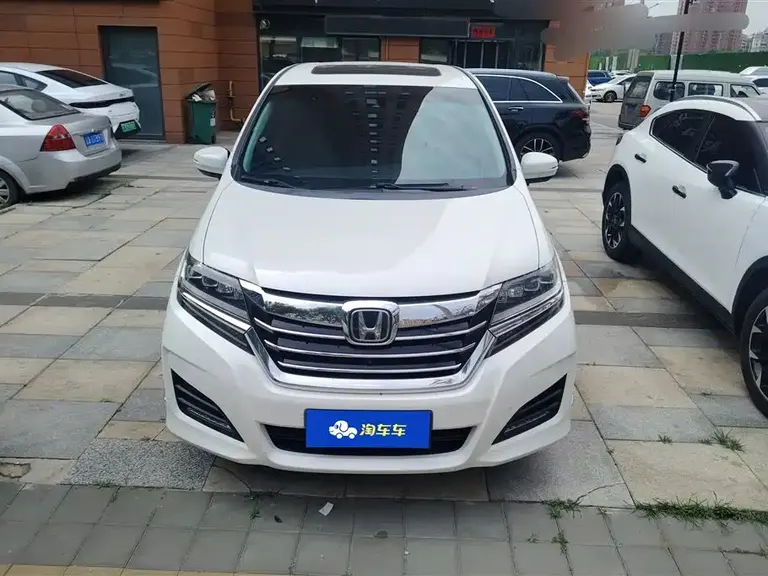 Honda Elysion 2.4 L Supreme