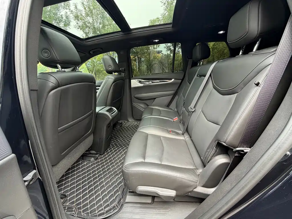 Cadillac XT6 2.0 T 7-seat 4 WD Luxury