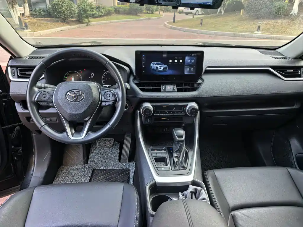 Wildlander 威兰达 2024款 双擎 2.5 L E-CVT两驱豪华PLUS版