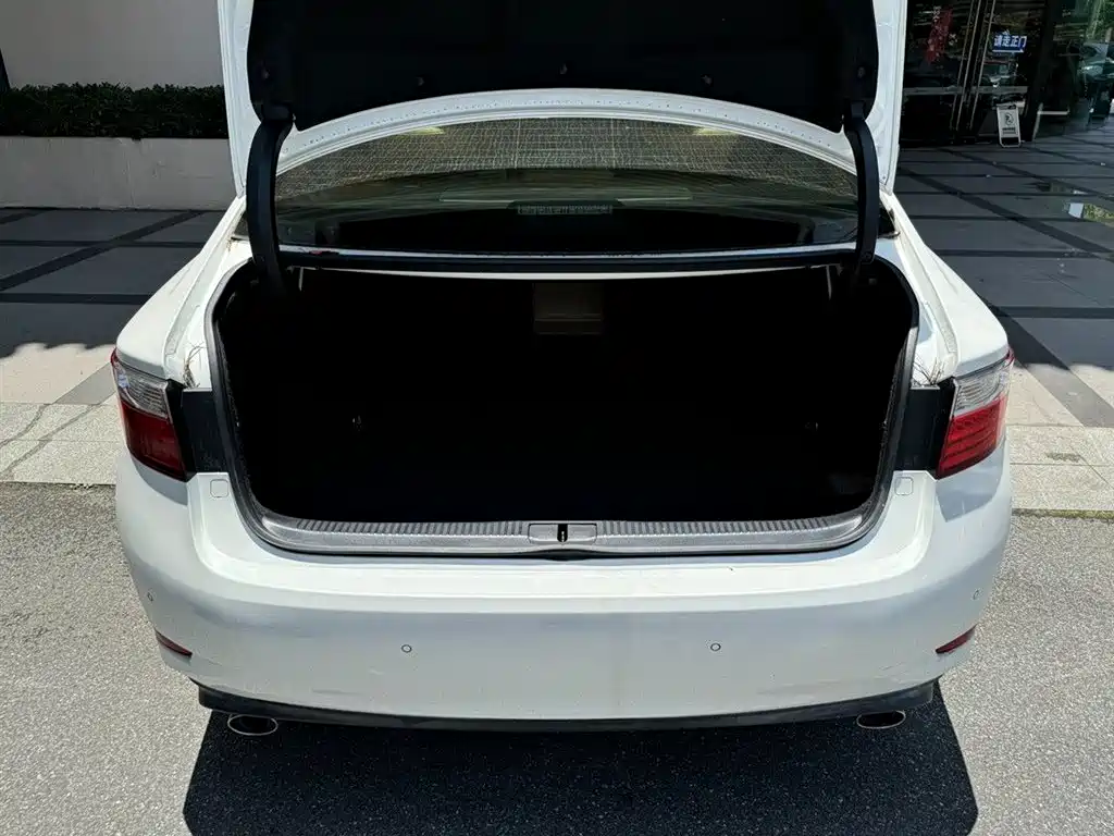 Lexus ES 250 Elite