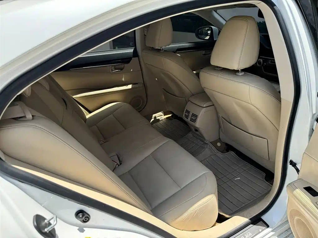 Lexus ES 250 Elite