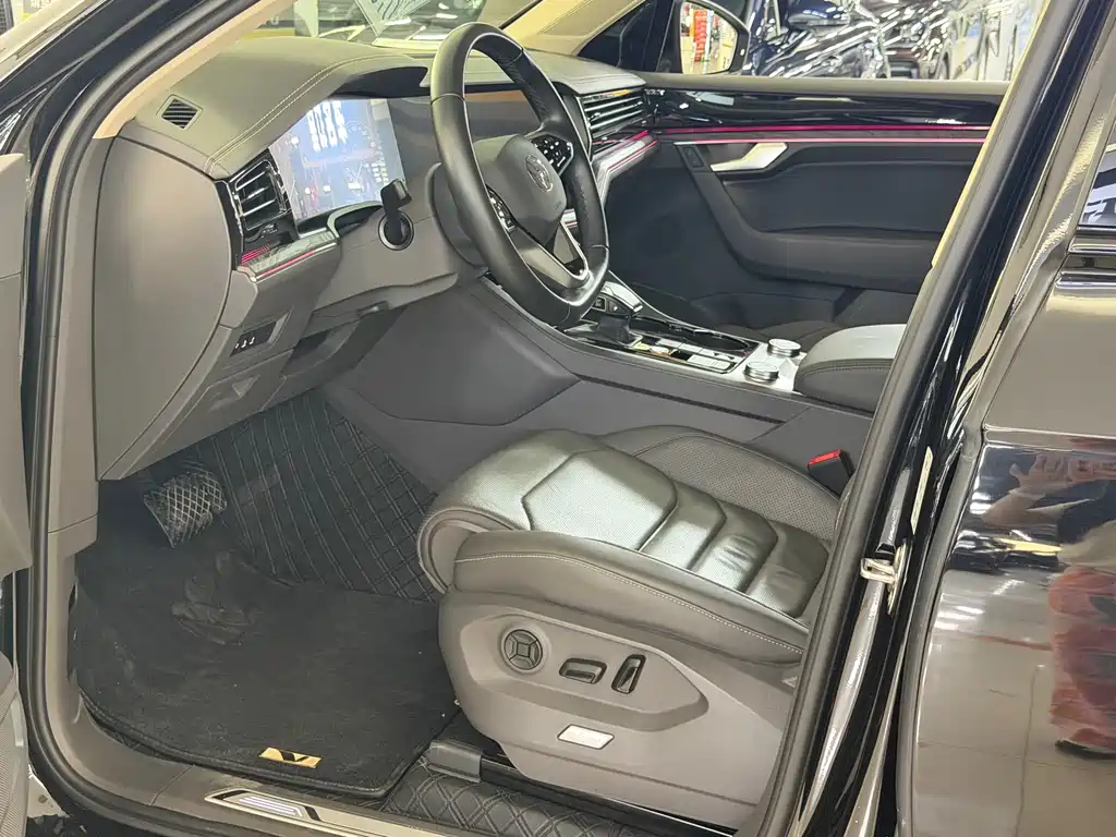 Touareg 3.0 TSI Sharp Enjoyment Black Shine Sport Package