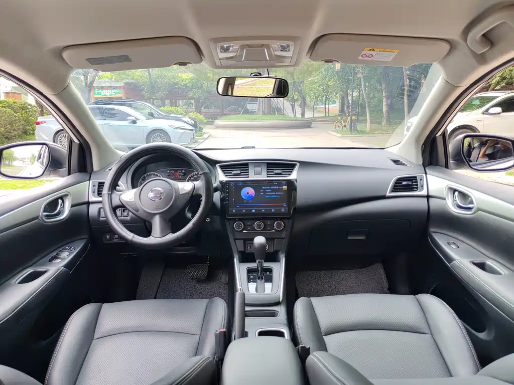 Sylphy Classic 1.6 XE CVT Comfort