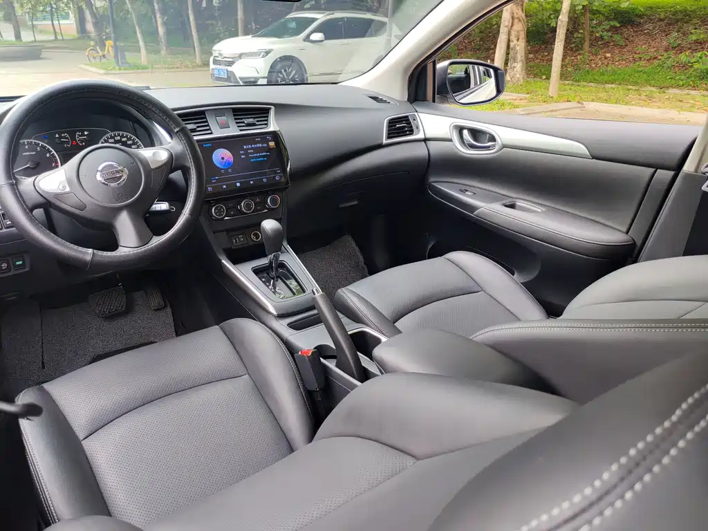 Sylphy Classic 1.6 XE CVT Comfort