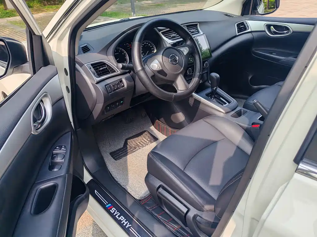 Sylphy Classic 1.6 XE CVT Comfort