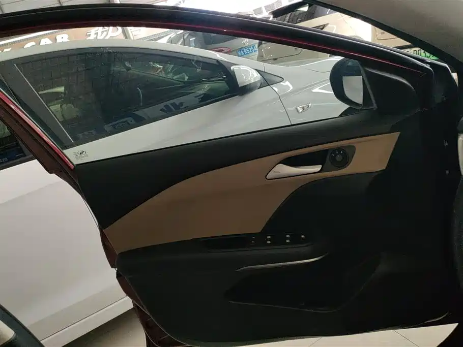 Malibu XL 535 T Auto Sharp Travel