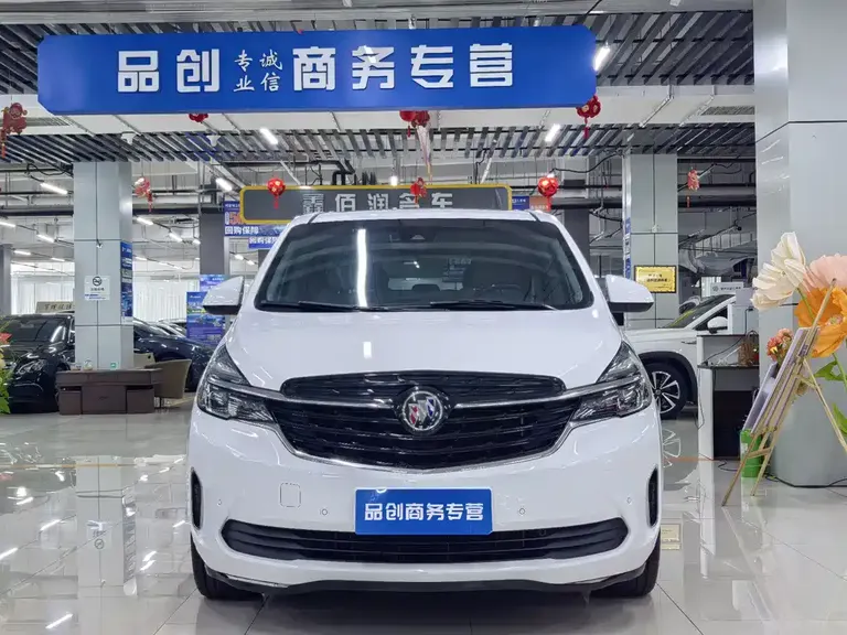 Buick GL8 Land Official Cabin 652 T Luxury