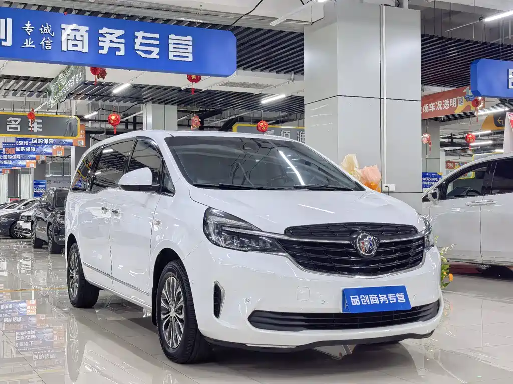 Buick GL8 Land Official Cabin 652 T Luxury