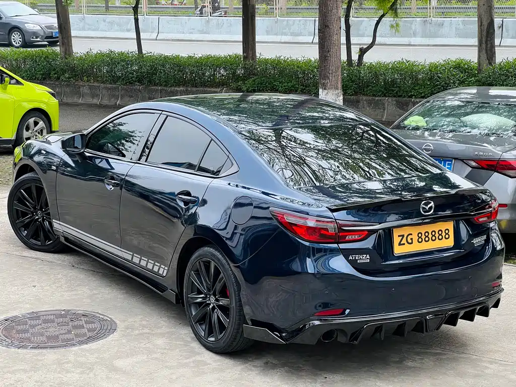 Atenza 2.5 L Blue Sky Sport