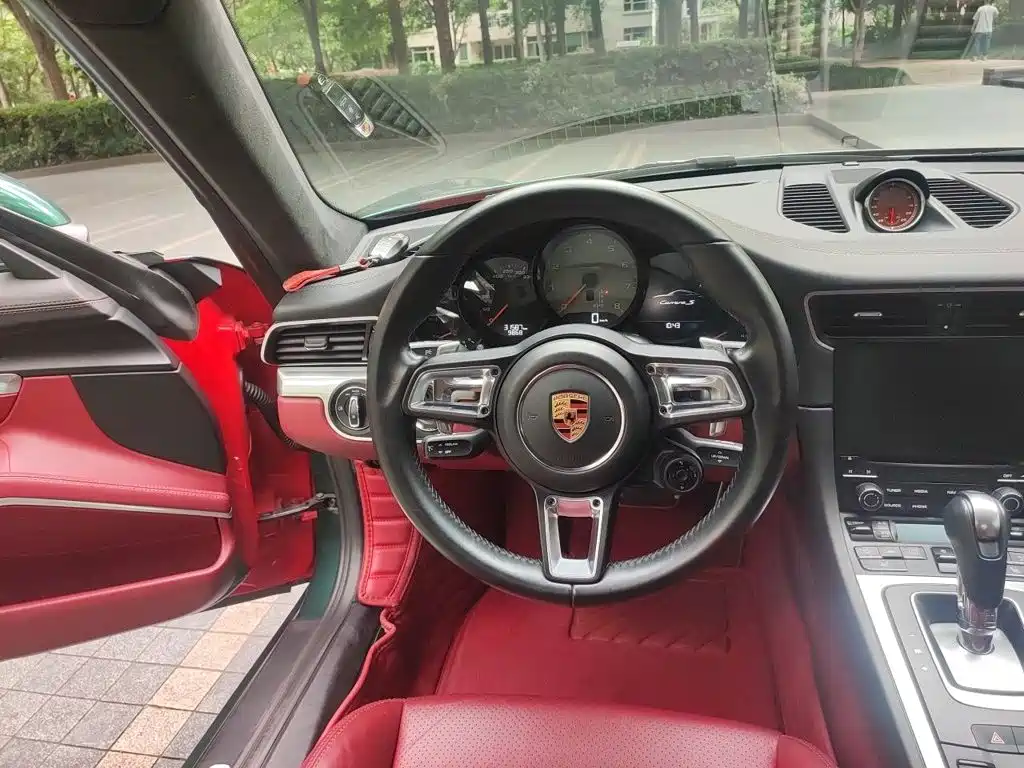 Porsche 911 Carrera S 3.0 T