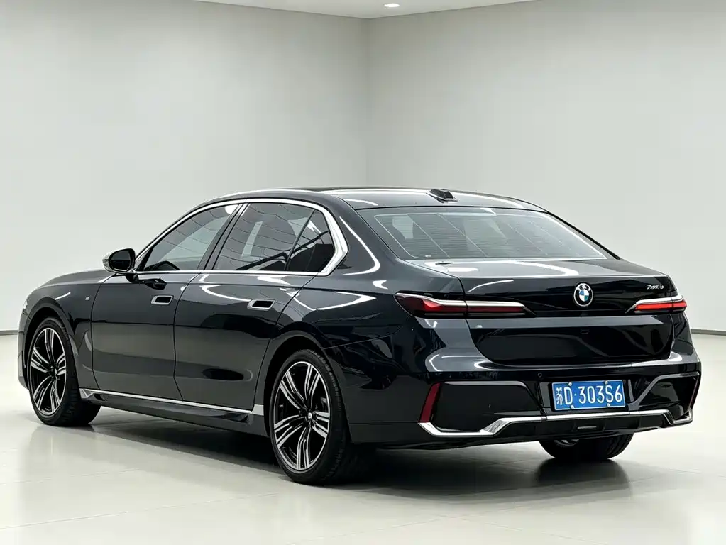 BMW 7 Series 740 Li Leading M Sport Package