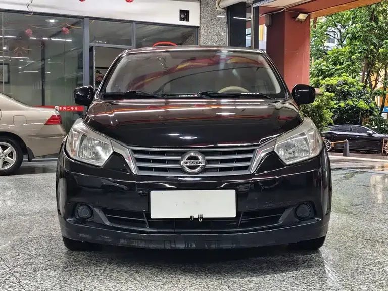 Venucia D50 启辰D50 2013款 1.6 L 自动时尚版