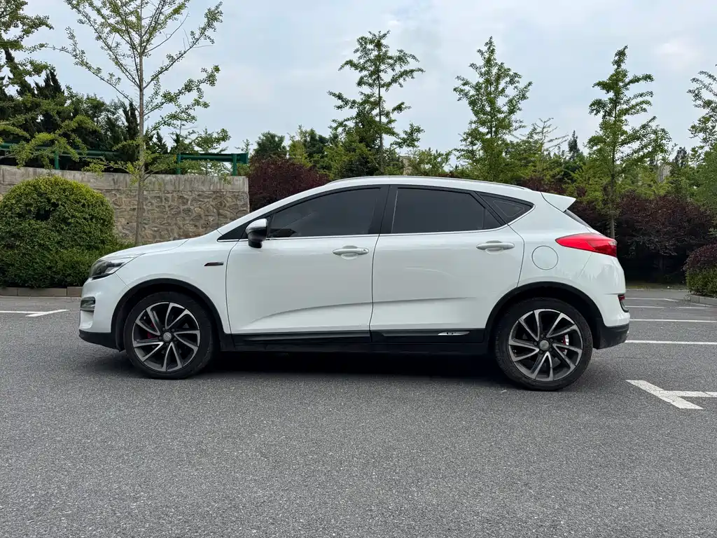 Emgrand GS Sport 1.3 T Auto Connected