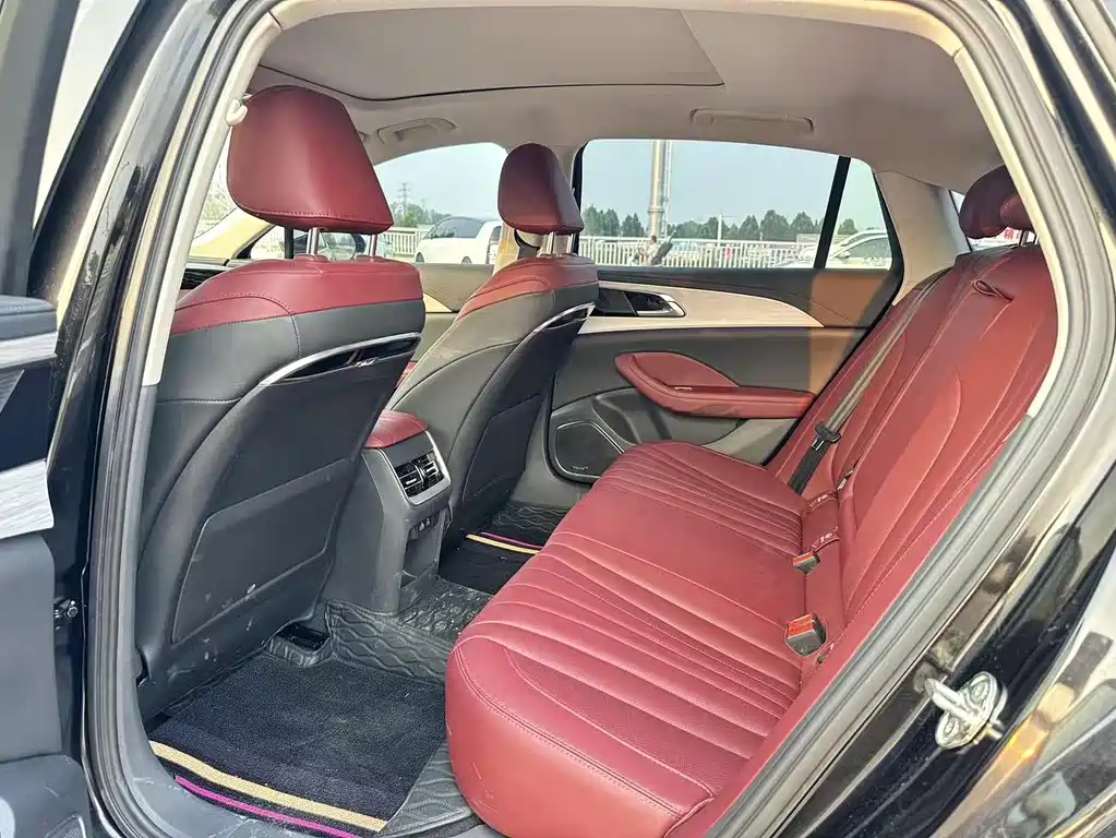 Hongqi H5 2.0 T Auto Flagship Enjoyment