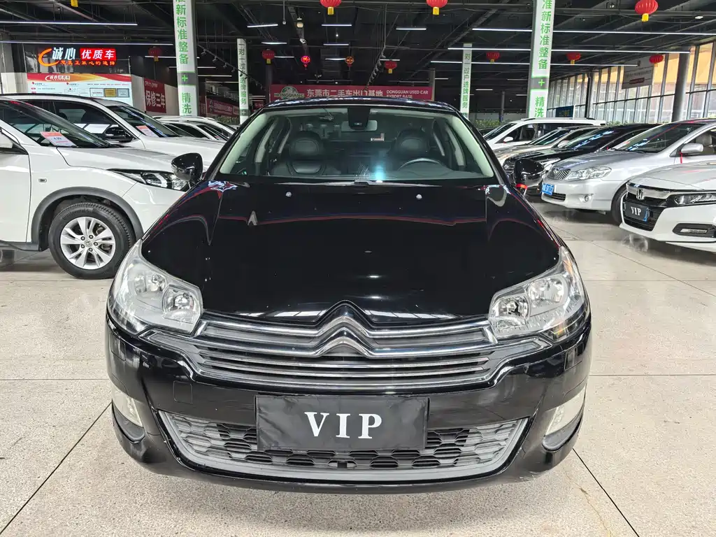 Citroen C5 雪铁龙C5 2012款 2.3 L 自动尊贵型