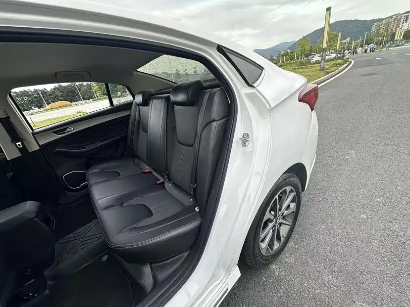 Arrizo GX Champion 1.5 L CVT Premium