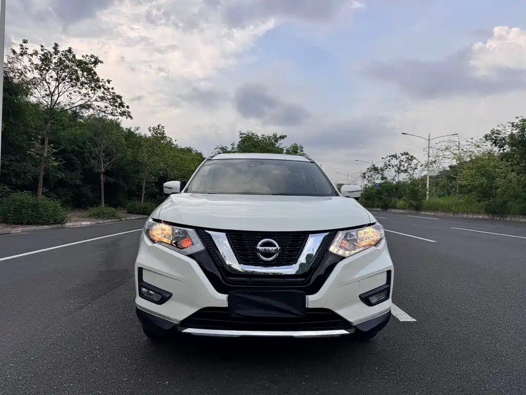 X-Trail 2.0 L XL ITS CVT 2 WD Connected Comfort