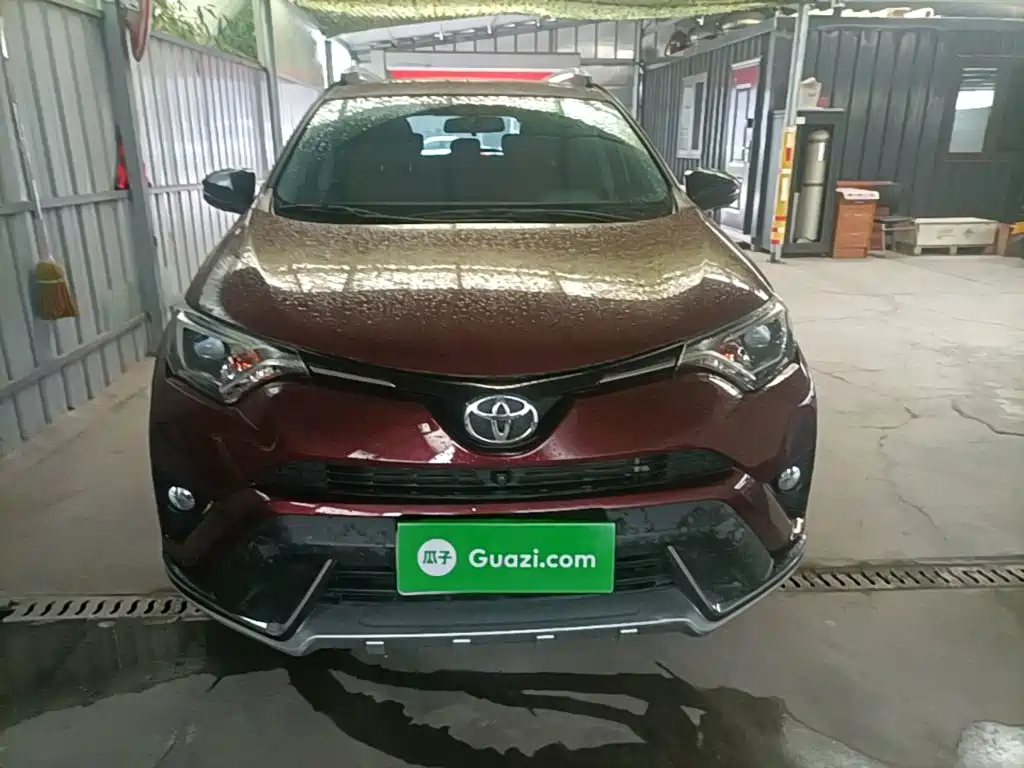 RAV4 2.0 L CVT 2 WD Style X