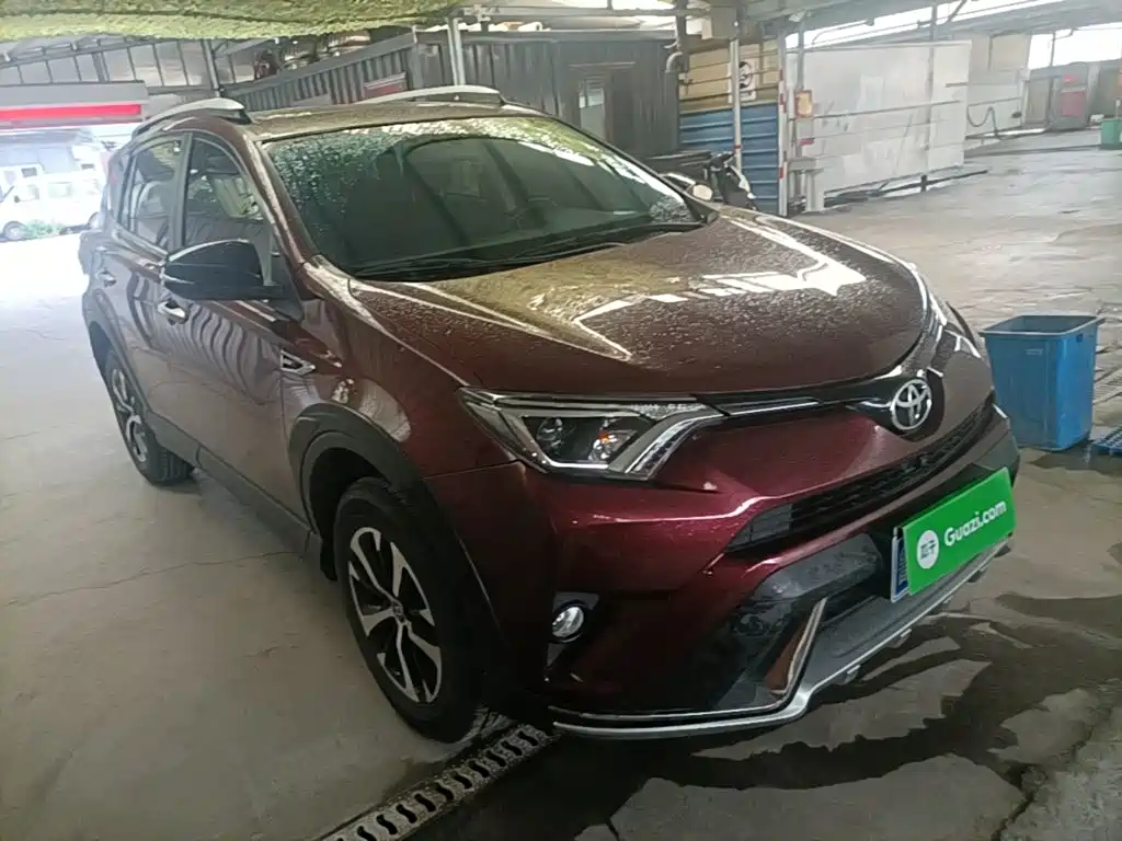 RAV4 2.0 L CVT 2 WD Style X