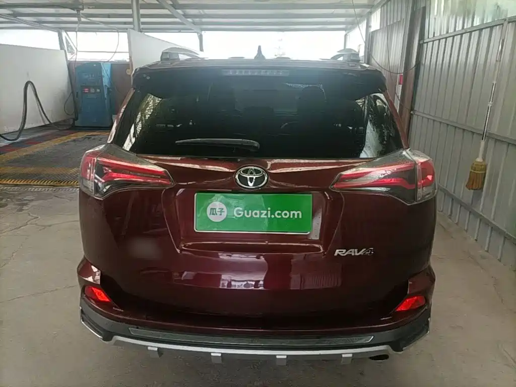 RAV4 2.0 L CVT 2 WD Style X
