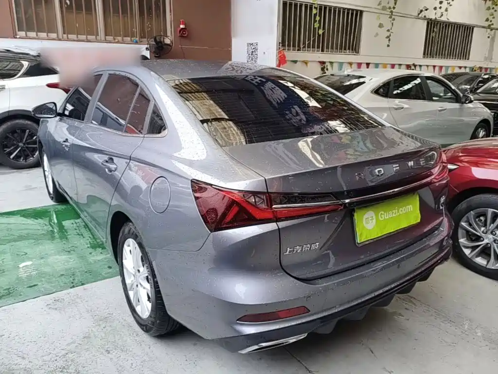 Roewe i5 1.5 L CVT Luxury