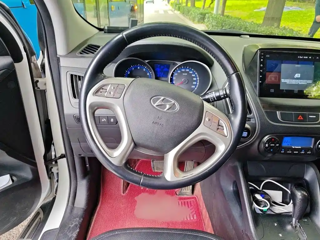 Hyundai ix35 2.0 L Auto 2 WD Intelligent CN-IV