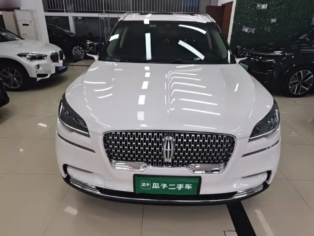 Aviator 3.0 T V6 4 WD Premium