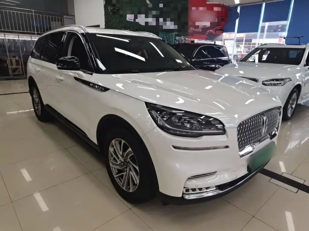 Aviator 3.0 T V6 4 WD Premium