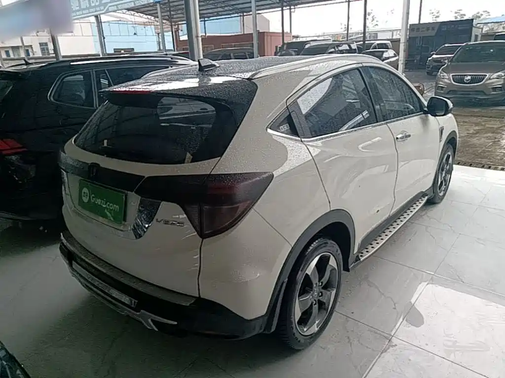 Vezel 1.8 L CVT 2 WD Luxury