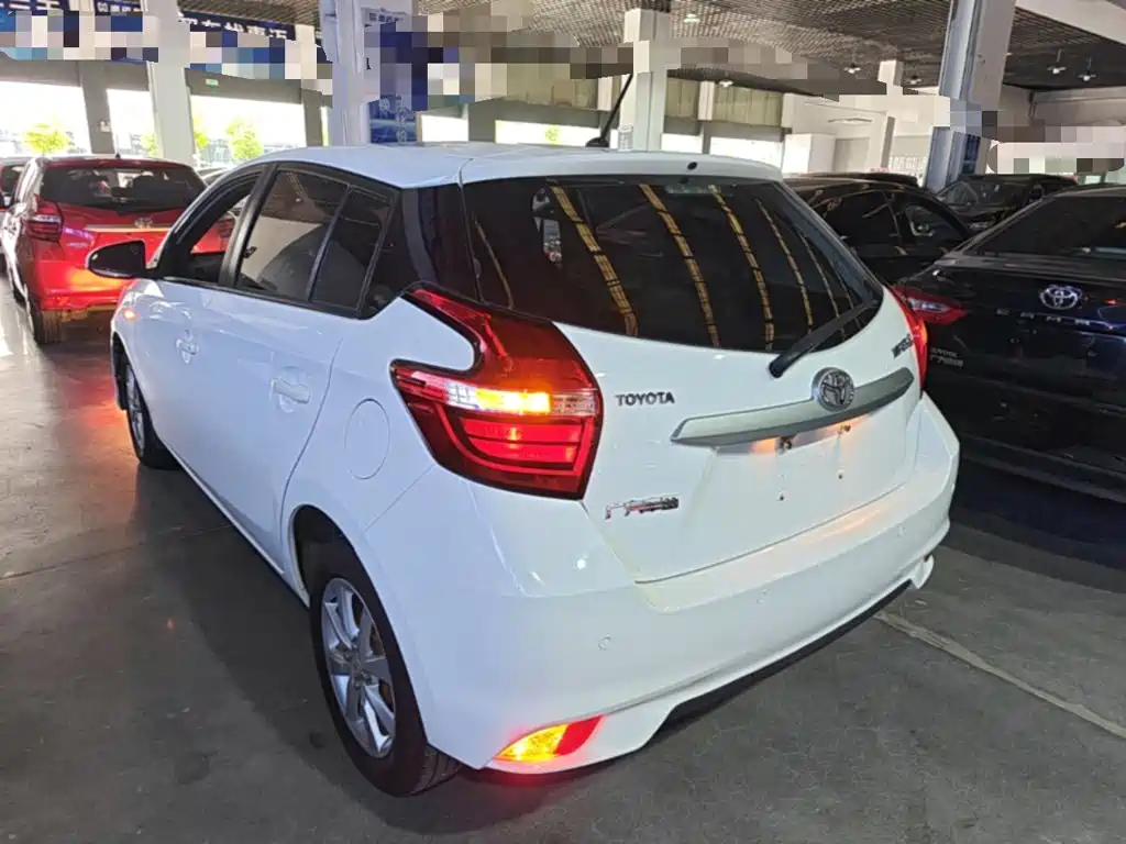 YARiS L Zhixuan Facelift 1.5 E CVT Charm Motion