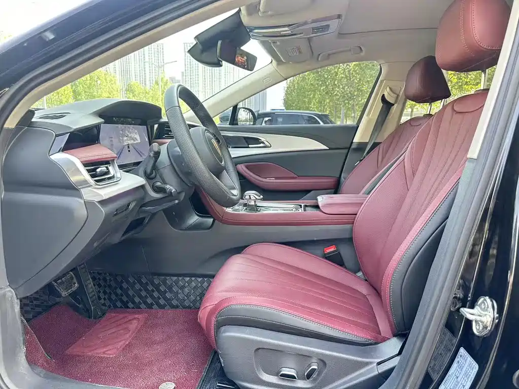 Hongqi H5 2.0 T Auto Flagship Smooth
