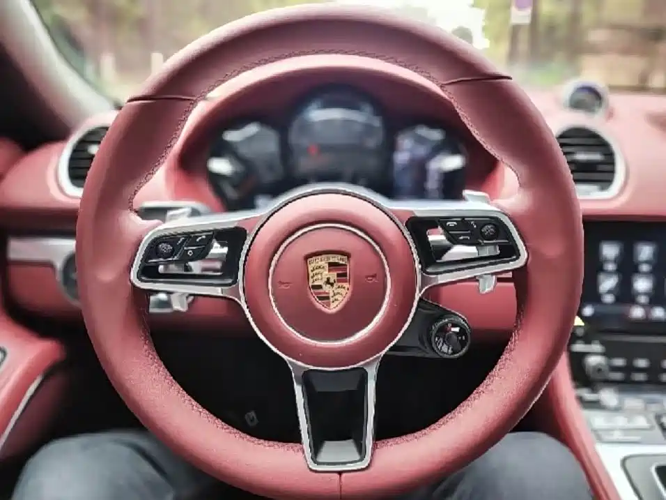 Porsche 718 Boxster 2.0 T