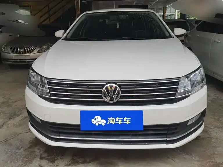 Volkswagen Lavida 1.6 L Auto Style