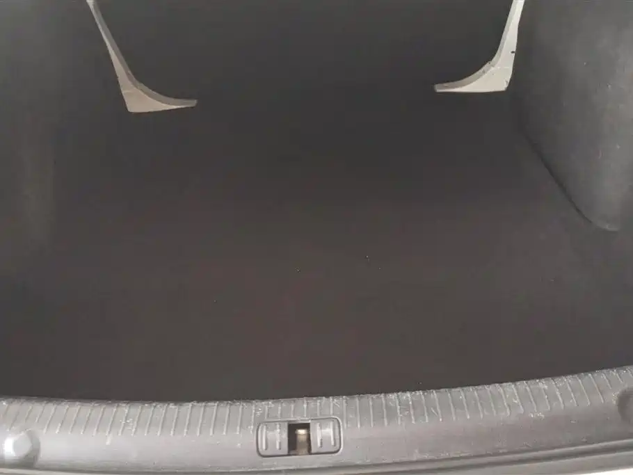 Lavida 1.6 L Auto Style
