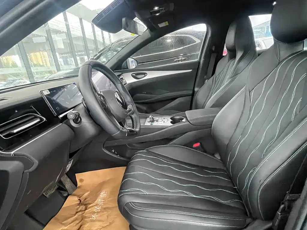 Seal 06 DM-i Smart Drive 120 KM Flagship