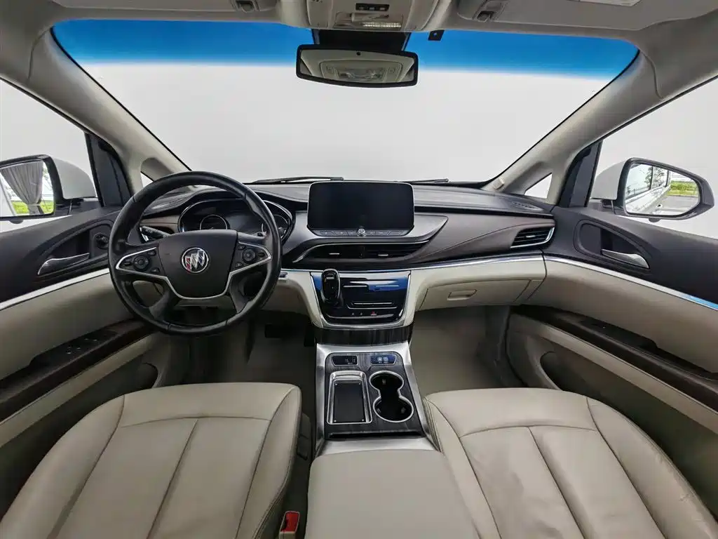 Buick GL8 Land Official Cabin 652 T Luxury