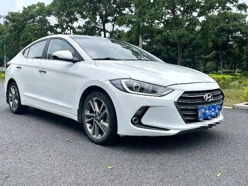 Elantra 1.6 L Auto 15 Anniversary Special Edition