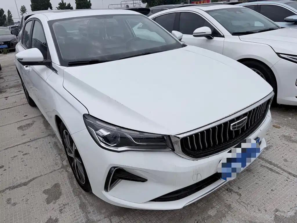 Emgrand 4 th Gen 1.5 L CVT Luxury