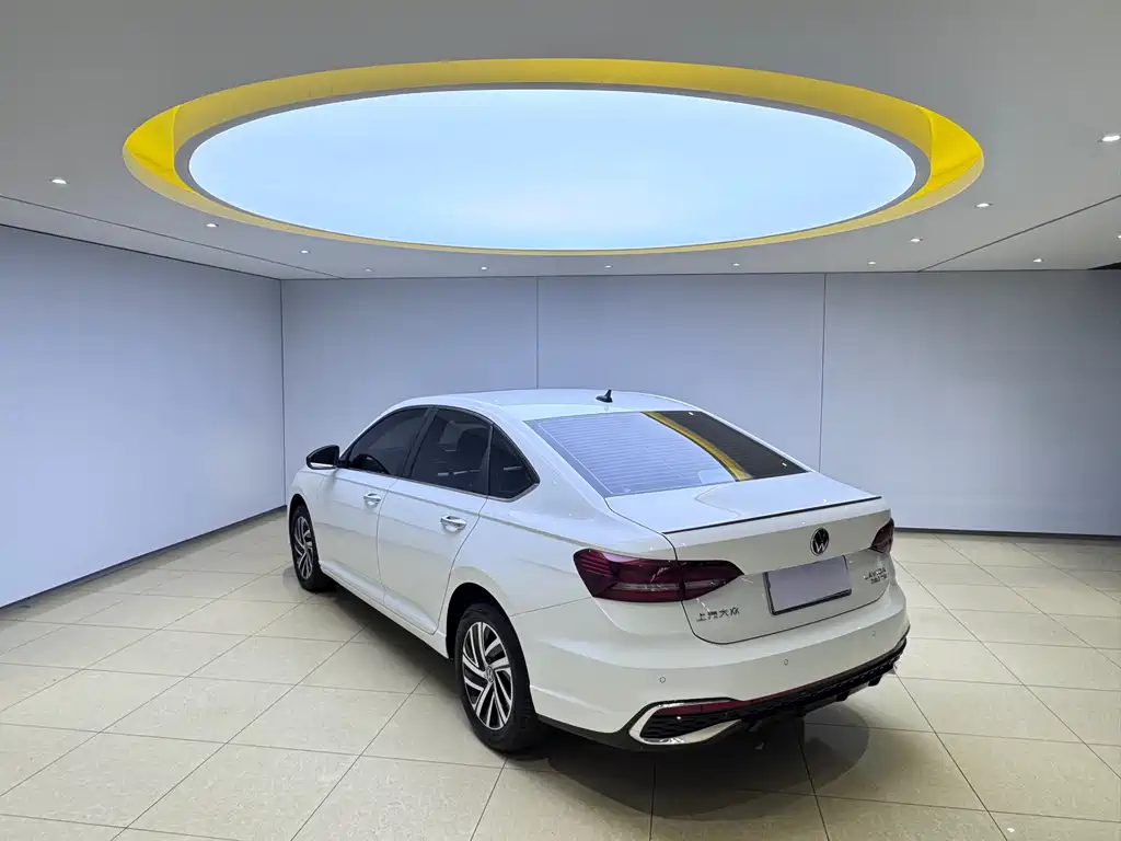 Lavida 280 TSI DSG Starry Sky Manyi