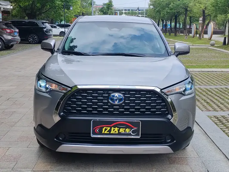 Toyota Corolla Cross Dual Engine 2.0 L Pioneer